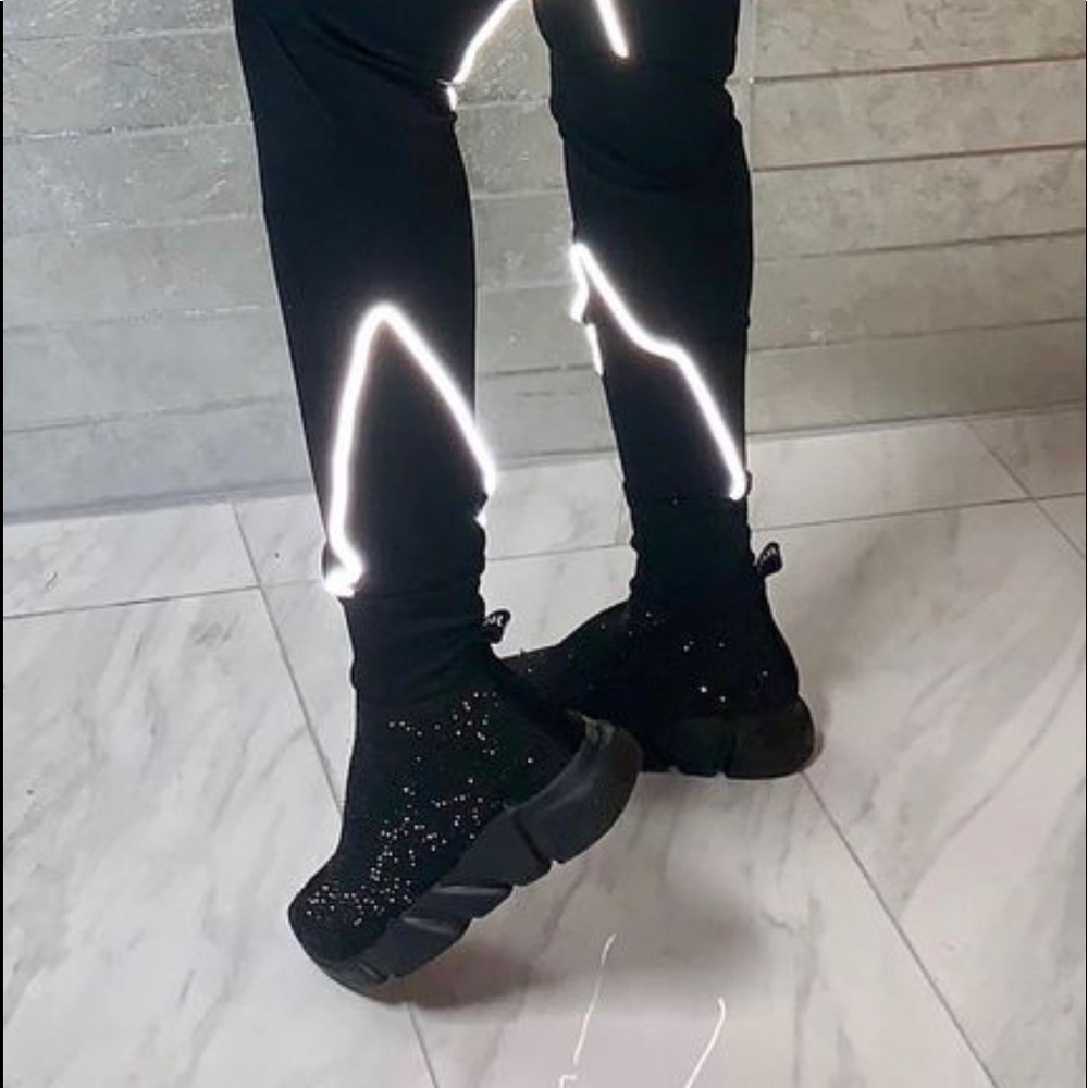 GSUWOO SNEAKERS